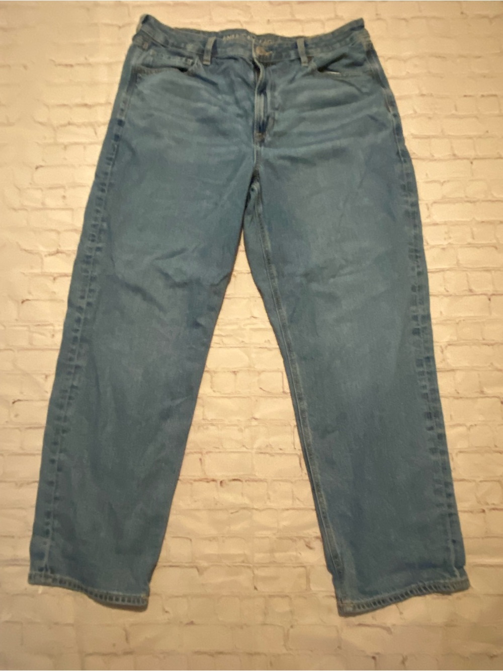 American Eagle Outfitters Mom Straight Jeans